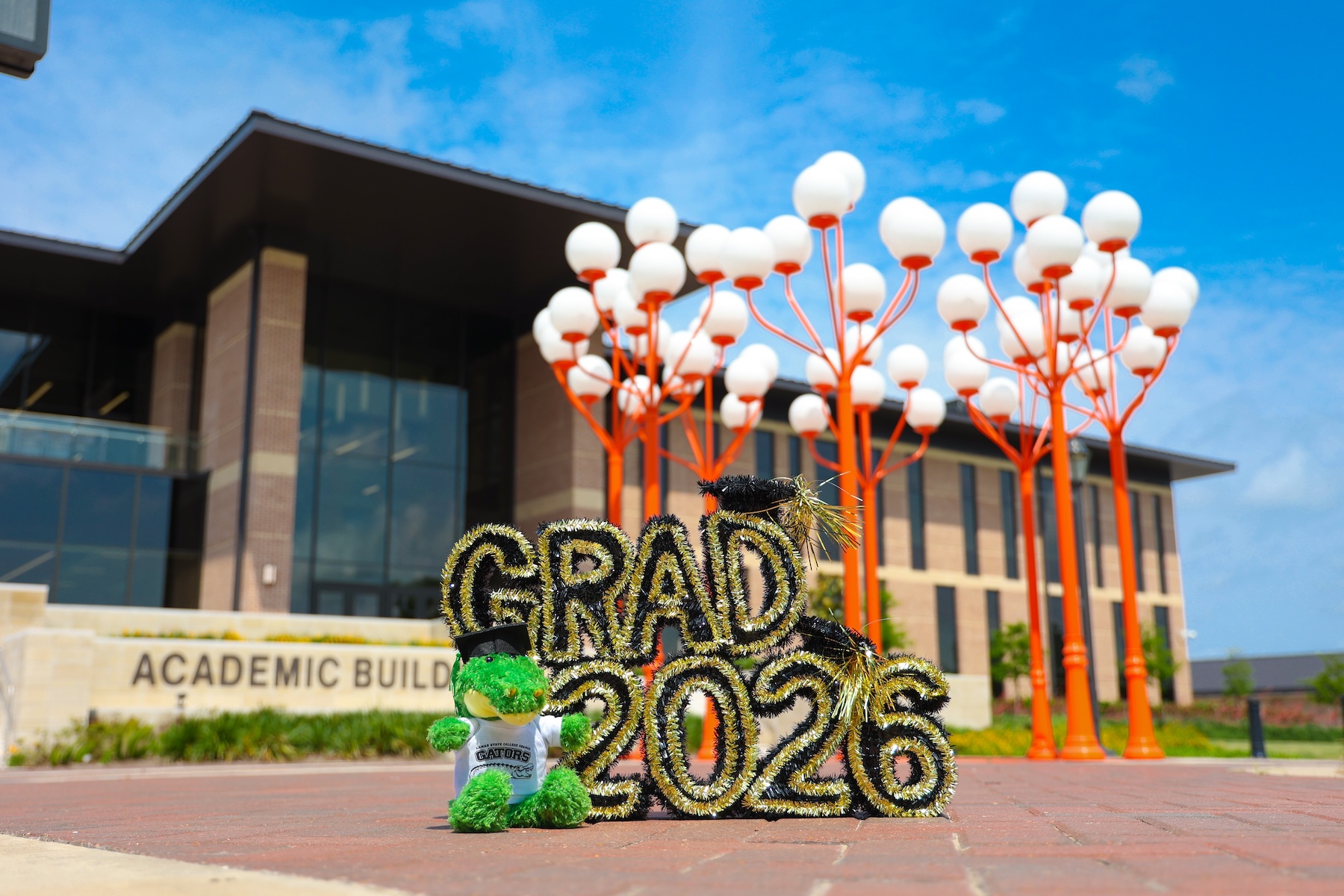 Gator Grad 2026 Sign with Gator