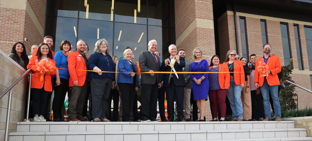 Academic Building Ribbon Cutting